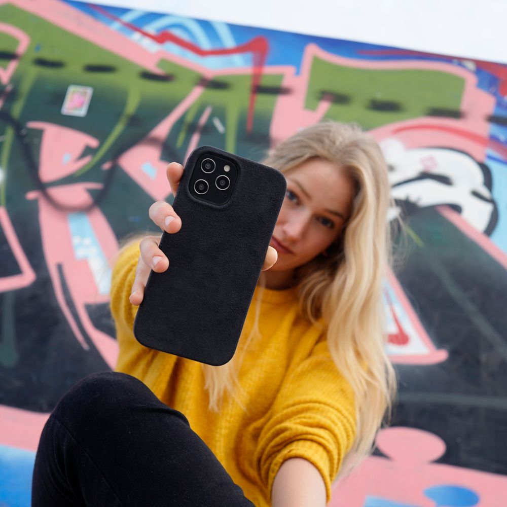 iPhone 12 mini huelle