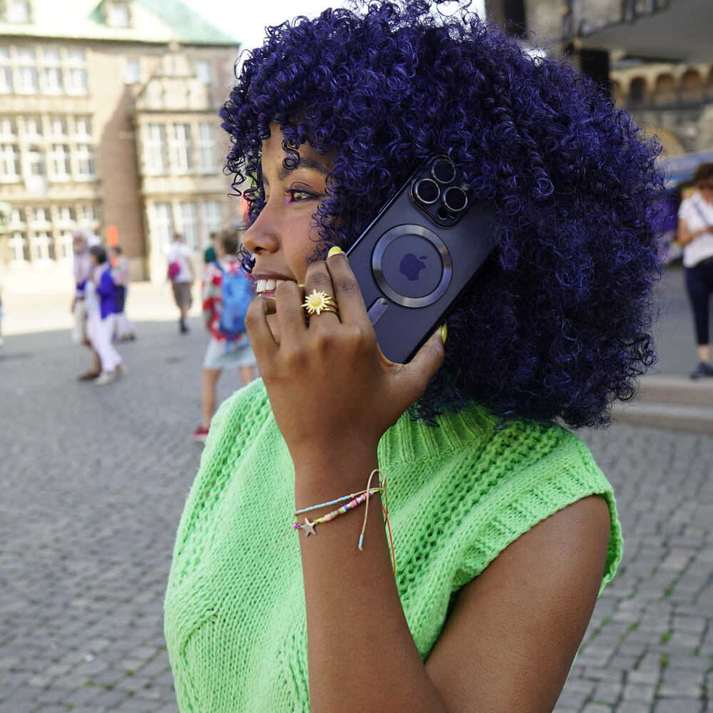 iphone 16 pro max huelle